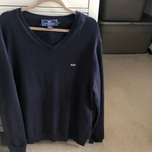 Vineyard vines sweater